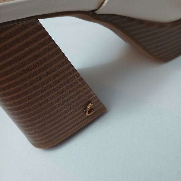 Elegant Cream Mules by Cleres M - Picture 6 of 11